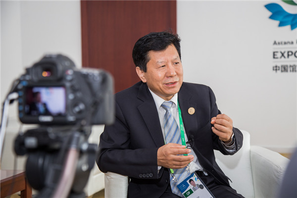 阿斯塔纳世博会中国馆执行馆长姚瑞接受哈萨克斯坦国家广播电视公司采访