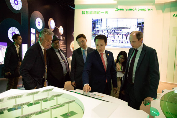 国际园艺生产者协会秘书长参观中国馆：高度赞赏中国绿色发展理念